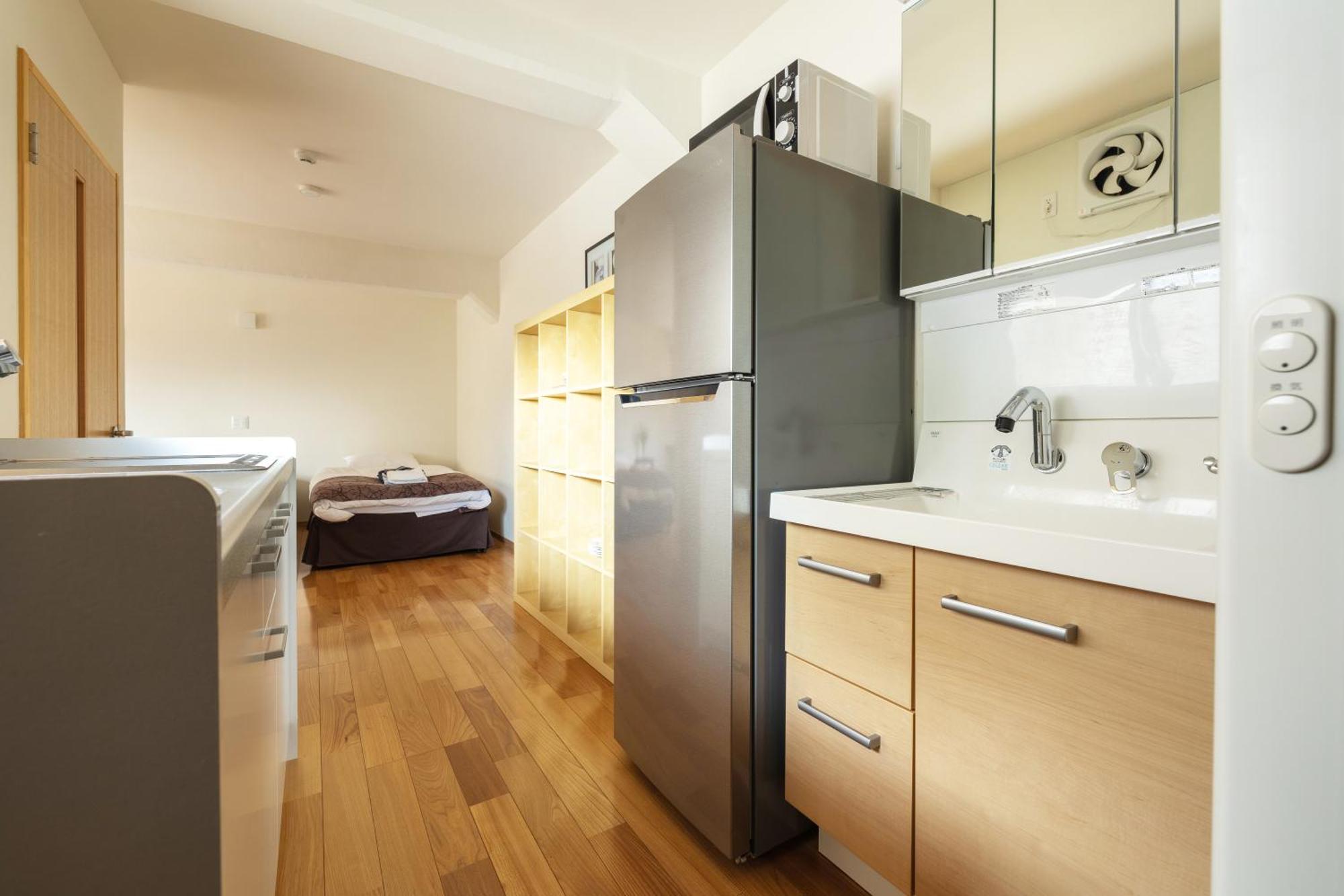 Corner House Apartment *